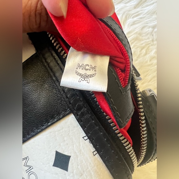 MCM MILANO BOSTON LIMITED - Picture 14 of 17